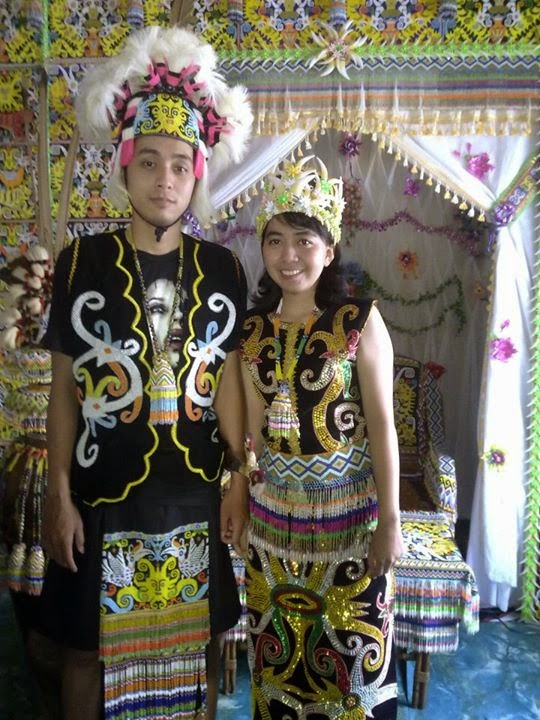  Contoh  Muatan Lokal Pernikahan Adat  Dayak Fitri s 2001 blog